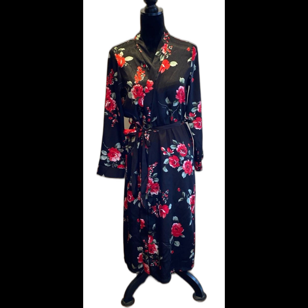 Apt. 9 Womens Robe Sz XS Black with Red Roses Tie Waist Silky Feel Sexy Lingerie